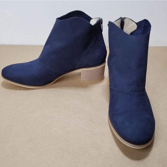 Navy Suede Block Heel Ankle Boot - Picture 2 of 16